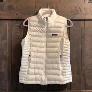 Patagonia Medium Women’s Cream Down Vest